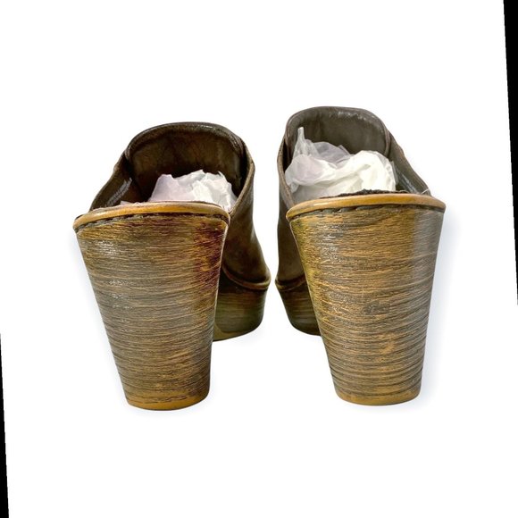 Born Haledon Taupe Leather Clogs 3 Inch Heels - Women's size 8 - Picture 11 of 11